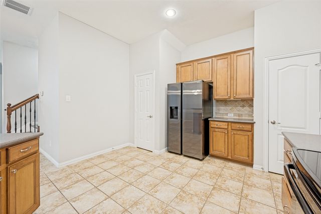 4213 Swan Forest Drive B, Carrollton, TX 75010