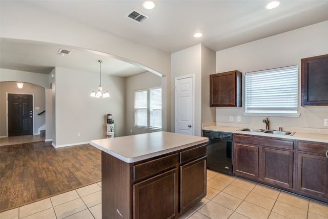 1229 Land Oak Road, Royse City, TX 75189