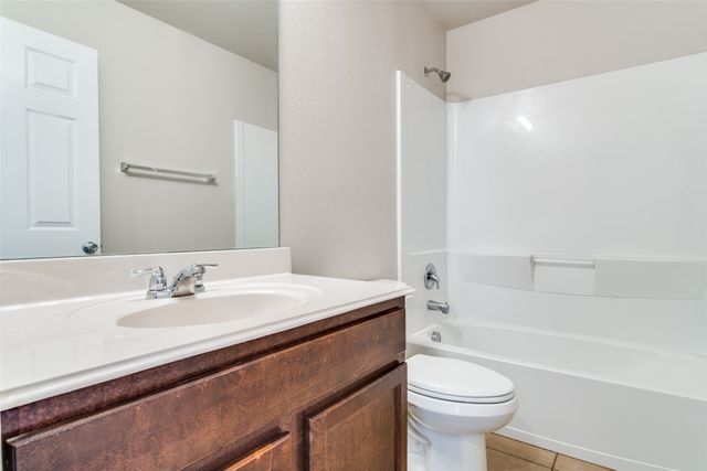 1229 Land Oak Road, Royse City, TX 75189