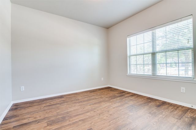 1229 Land Oak Road, Royse City, TX 75189
