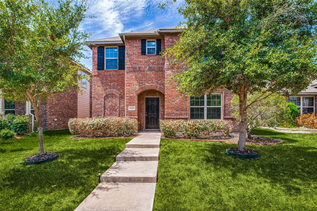 1229 Land Oak Road, Royse City, TX 75189