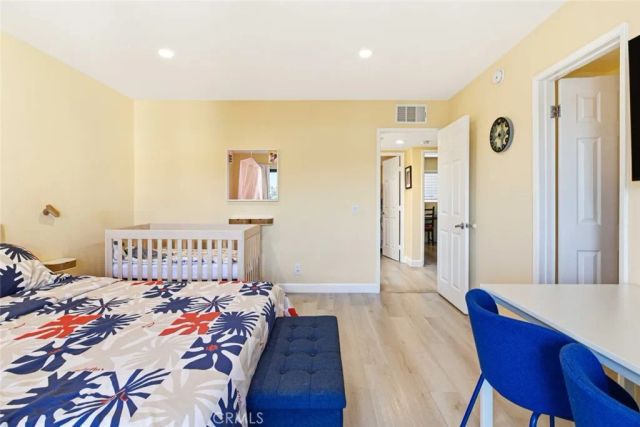 10142 Samoa Avenue 28, Tujunga, CA 91042