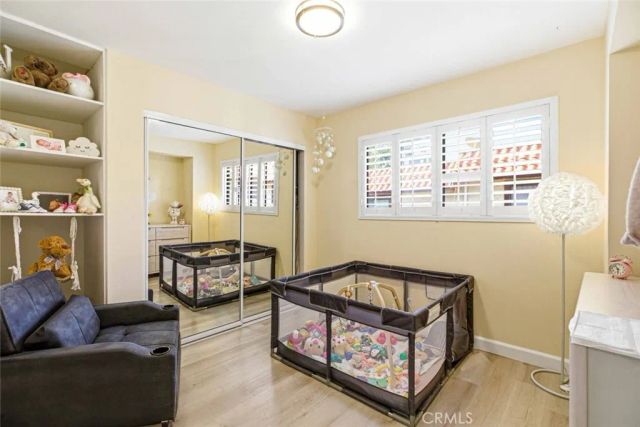 10142 Samoa Avenue 28, Tujunga, CA 91042