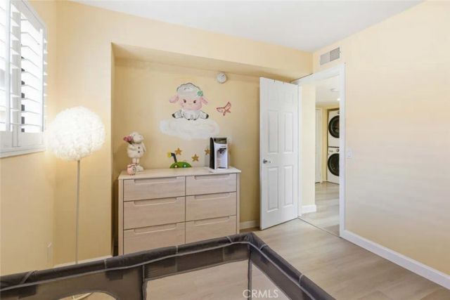 10142 Samoa Avenue 28, Tujunga, CA 91042