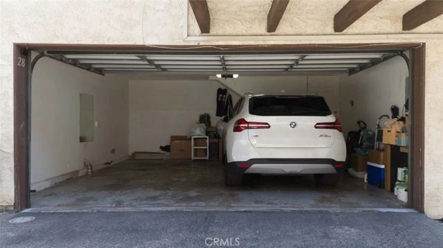 10142 Samoa Avenue 28, Tujunga, CA 91042