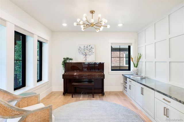 582 S York Street, Denver, CO 80209