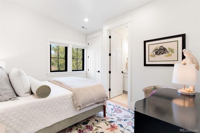 582 S York Street, Denver, CO 80209