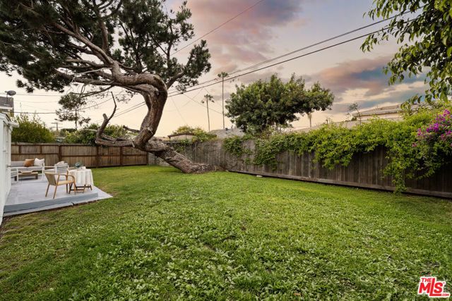 7931 Reading Avenue, Los Angeles, CA 90045