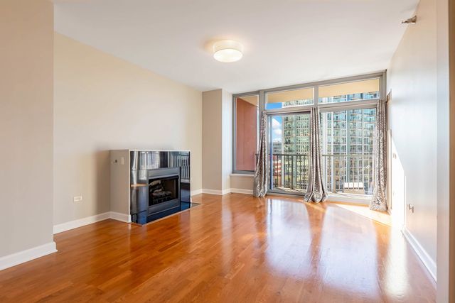 1600 S Prairie Avenue 1105, Chicago, IL 60616