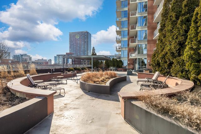 1600 S Prairie Avenue 1105, Chicago, IL 60616