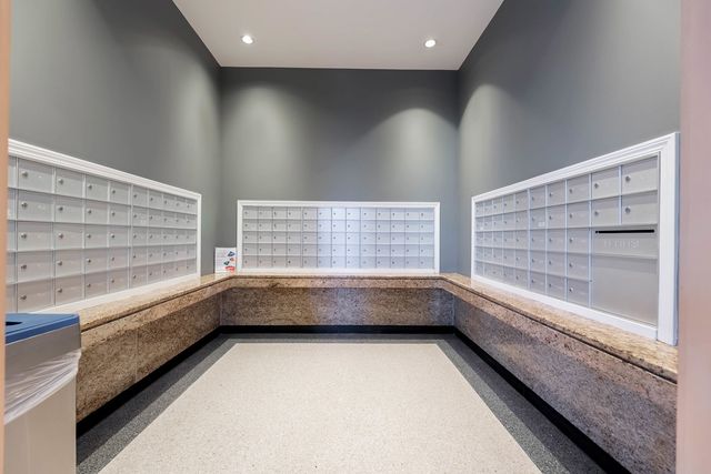 1600 S Prairie Avenue 1105, Chicago, IL 60616