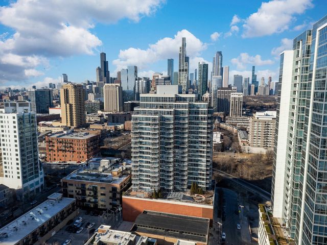 1600 S Prairie Avenue 1105, Chicago, IL 60616