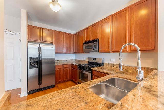 1600 S Prairie Avenue 1105, Chicago, IL 60616