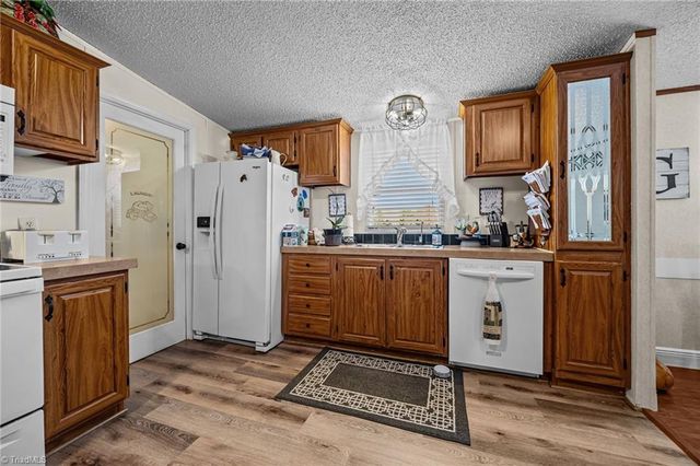 1107 Plantation Way, Trinity, NC 27370