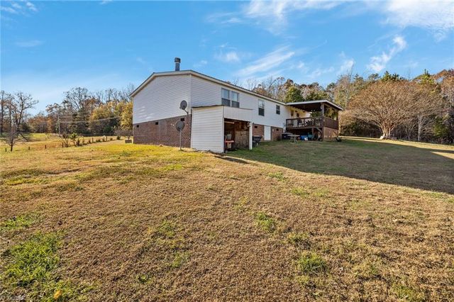 1107 Plantation Way, Trinity, NC 27370