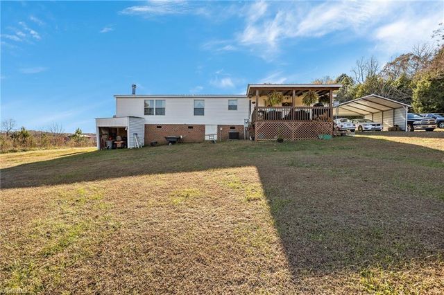 1107 Plantation Way, Trinity, NC 27370