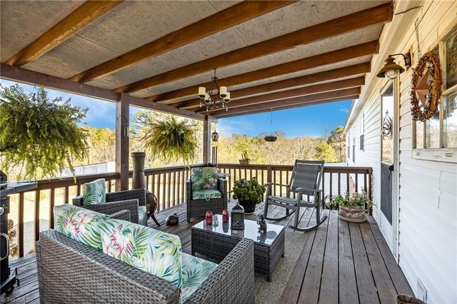 1107 Plantation Way, Trinity, NC 27370