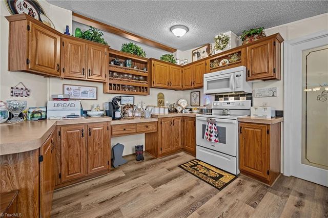 1107 Plantation Way, Trinity, NC 27370