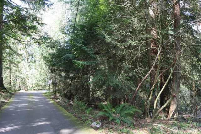 260 XX SE 18th Place, Sammamish, WA 98075