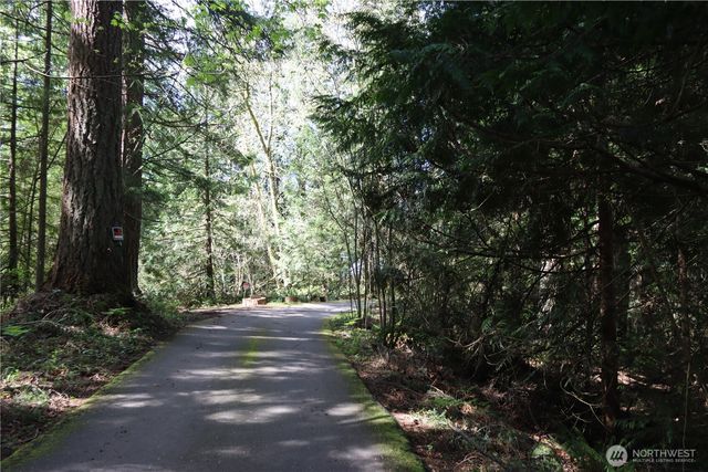 260 XX SE 18th Place, Sammamish, WA 98075