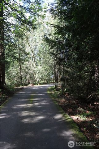 260 XX SE 18th Place, Sammamish, WA 98075