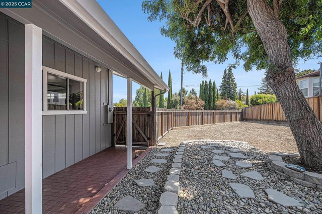 2540 Yale Street, Martinez, CA 94553