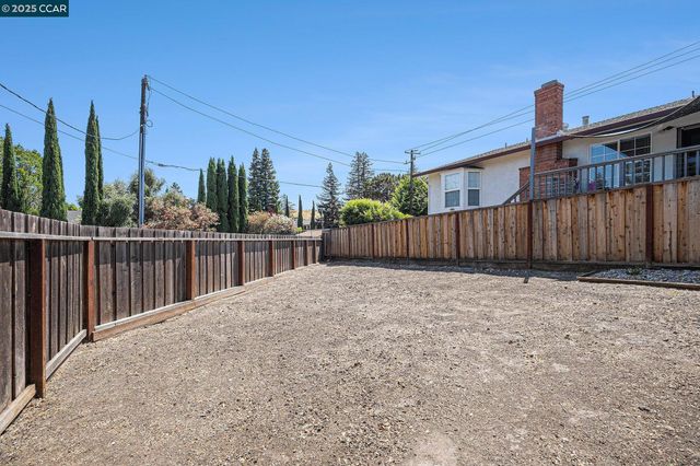 2540 Yale Street, Martinez, CA 94553
