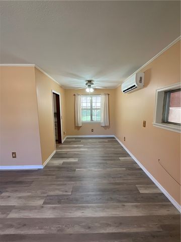 1207 N Harmony Road, Clarksville, AR 72830