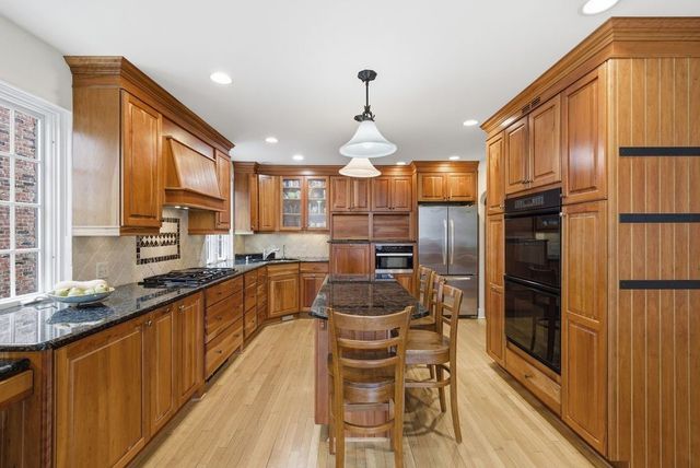 1252 Bellerock St, Murdoch Farms, PA 15217