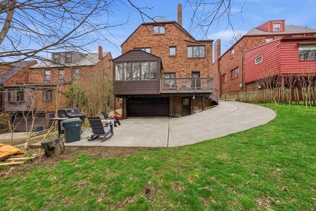 1252 Bellerock St, Murdoch Farms, PA 15217