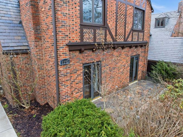 1252 Bellerock St, Murdoch Farms, PA 15217