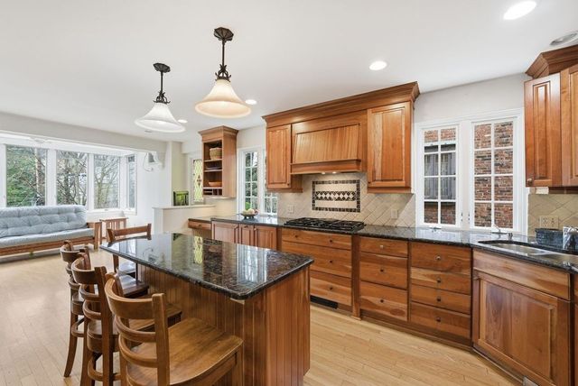 1252 Bellerock St, Murdoch Farms, PA 15217