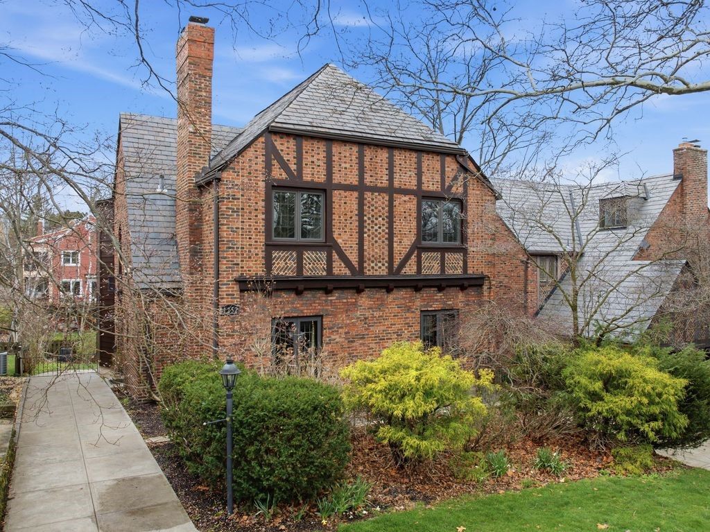 1252 Bellerock St, Murdoch Farms, PA 15217