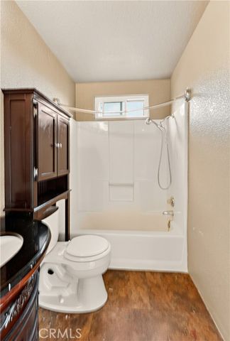 1435 Hammatt, Livingston, CA 95334