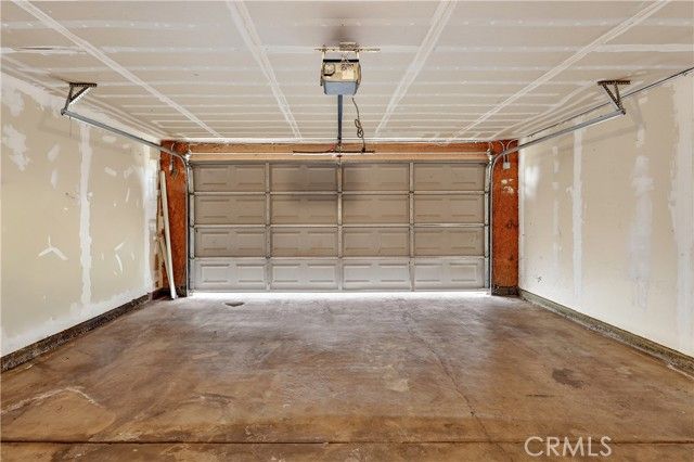 1435 Hammatt, Livingston, CA 95334