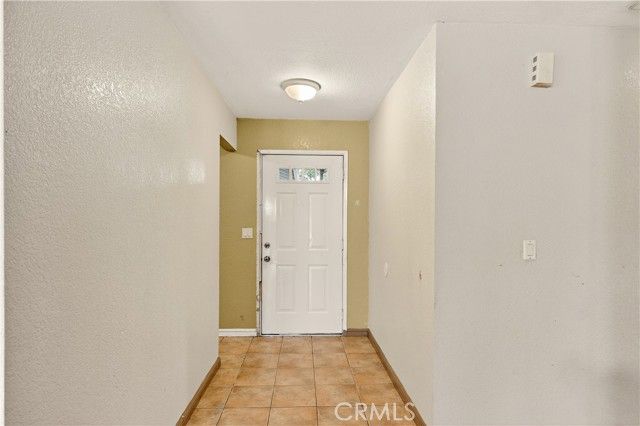 1435 Hammatt, Livingston, CA 95334