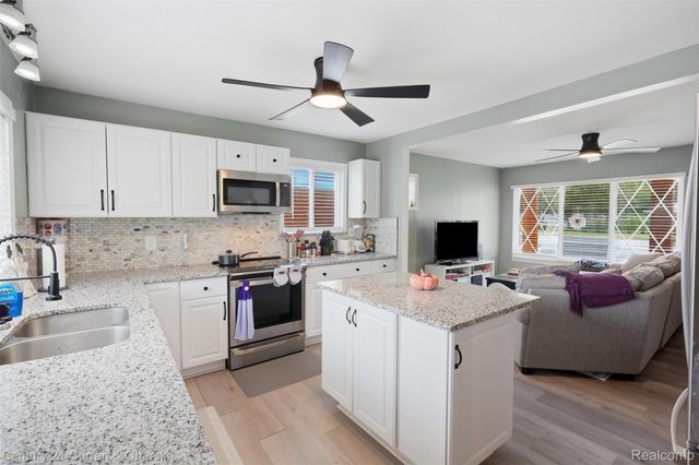 33909 Cherry Hill Road, Westland, MI 48186