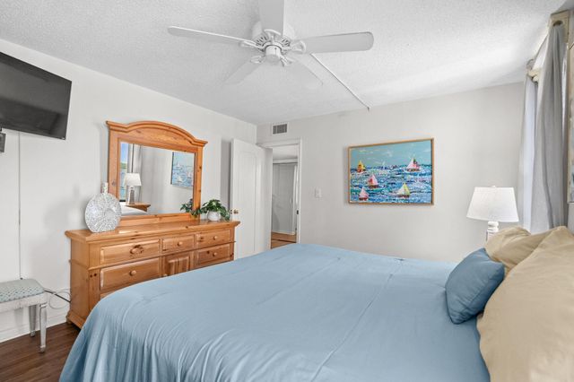 7601 N Ocean Blvd Apt 7D, Myrtle Beach, SC 29572
