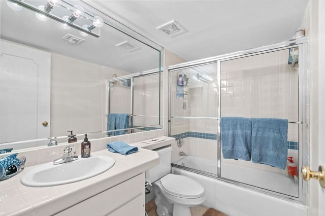 7601 N Ocean Blvd Apt 7D, Myrtle Beach, SC 29572