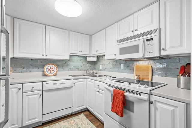 7601 N Ocean Blvd Apt 7D, Myrtle Beach, SC 29572