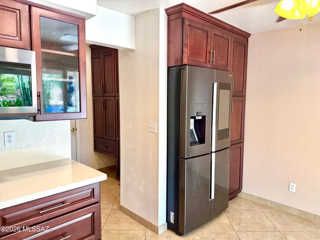 9431 E Walnut Tree Circle, Tucson, AZ 85749