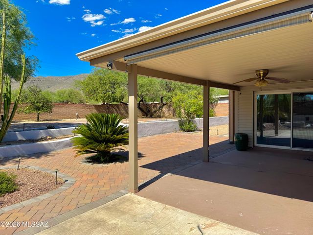 9431 E Walnut Tree Circle, Tucson, AZ 85749