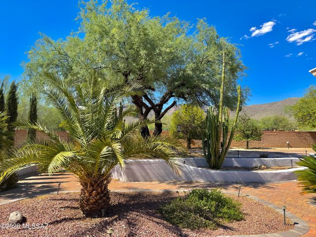 9431 E Walnut Tree Circle, Tucson, AZ 85749