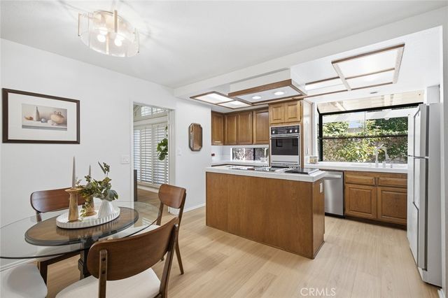 8 Ribera, Irvine, CA 92620