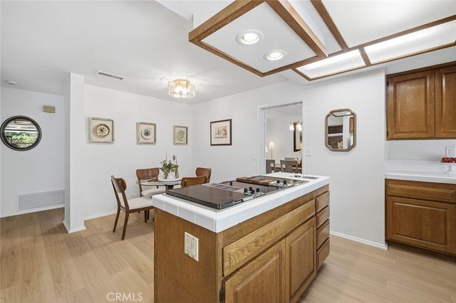 8 Ribera, Irvine, CA 92620