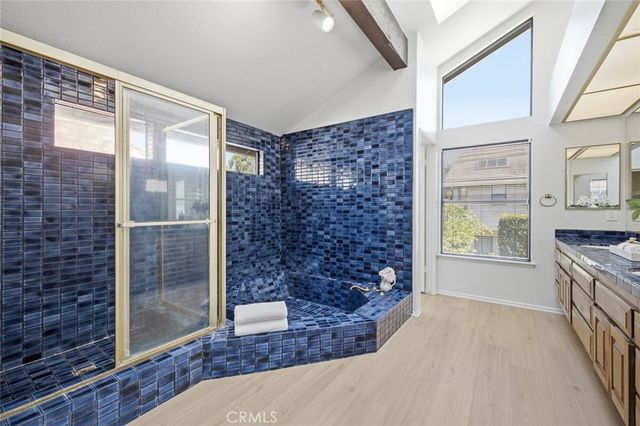 8 Ribera, Irvine, CA 92620