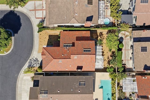 8 Ribera, Irvine, CA 92620
