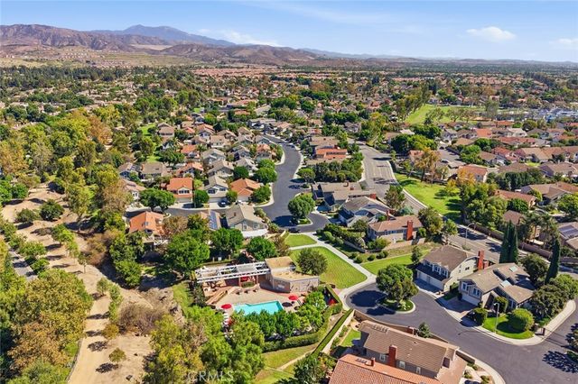 8 Ribera, Irvine, CA 92620