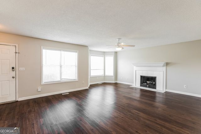 6763 Creek Valley Way, Douglasville, GA 30134