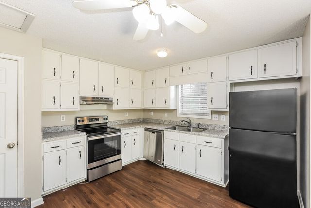 6763 Creek Valley Way, Douglasville, GA 30134